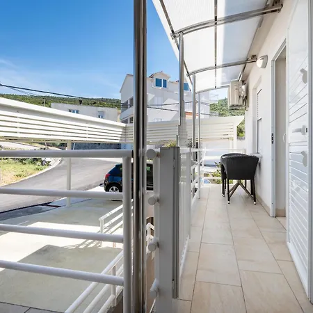 Appartement Iva *